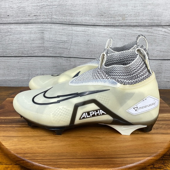 Nike Alpha Menace Elite 3 Pure Platinum Football Cleats CT6648-109 Men’s Size 14